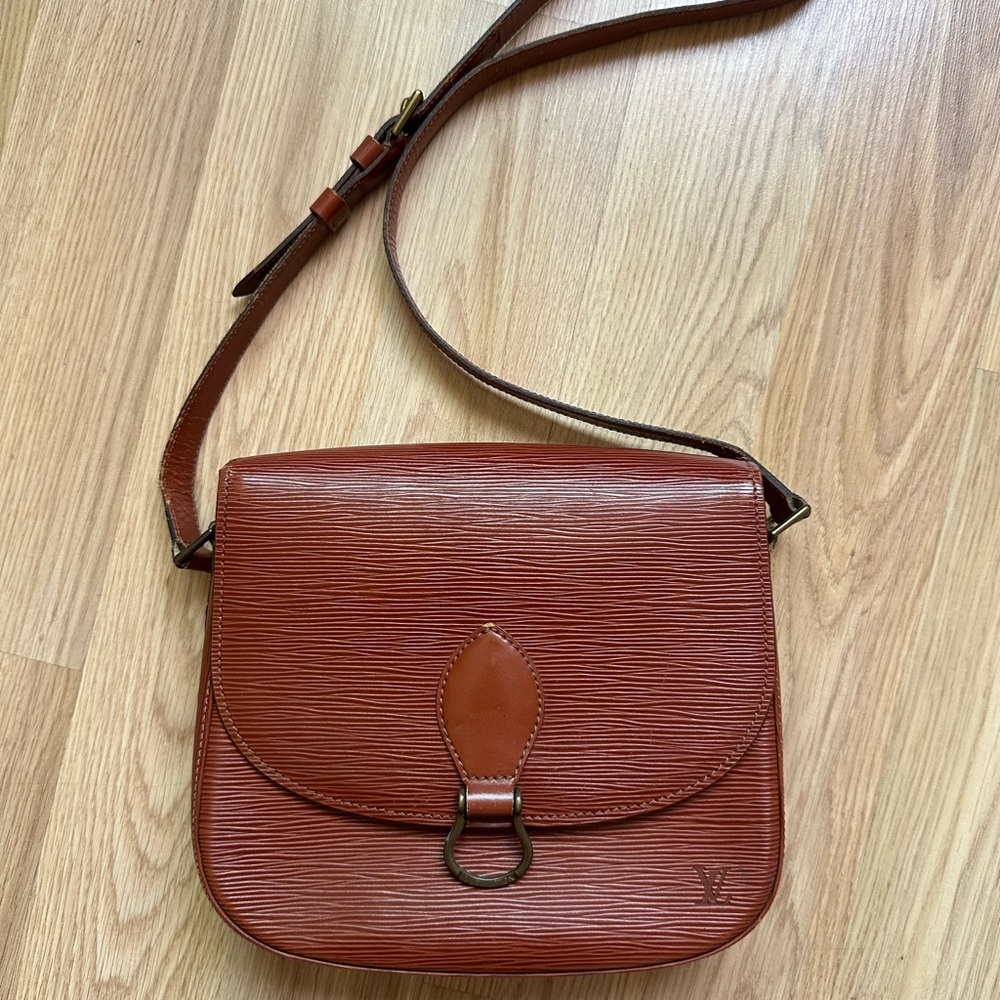 Authentic LV EPI Saint Cloud